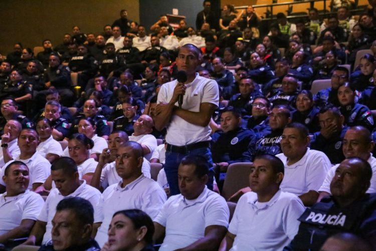 Gobierno de Estefanía Mercado refuerza valores en el servicio público con curso de ética a elementos de Seguridad Ciudadana