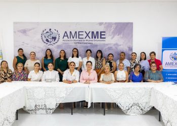 Estefanía Mercado presenta en Chetumal el “Modelo Playa”, ejemplo de transformación local