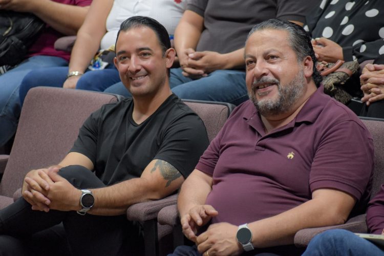 Secretario del Ayuntamiento Pablo Gutiérrez es el responsable directo del caos de violencia, extorsiones y abusos de las autoridades en #cancun, ambición que no respeta nada, ni a nadie