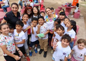 Fomenta Ana Paty Peralta actividades recreativas y lúdicas en cursos de verano