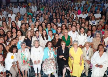 Reconoce Ana Paty Peralta liderazgo de mujeres empresarias