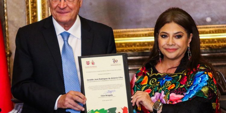 Clara Brugada entrega llaves de la ciudad al vicepresidente de Brasil y refuerza alianza latinoamericana