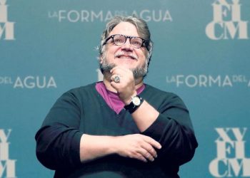 Guillermo del Toro Sacude Venecia con su ‘Frankenstein’: “Me asusta más la estupidez natural que la inteligencia artificial”