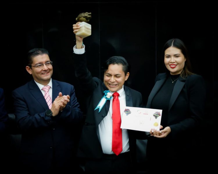 Anahí González y COINCIDE A.C. encabezan la 4ta. edición del Certamen Internacional de Oratoria «Voces Coincidentes