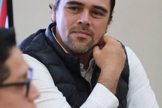 La desesperación de Enrique Baños por ser candidato en Isla Mujeres le cuesta a la UT Cancún