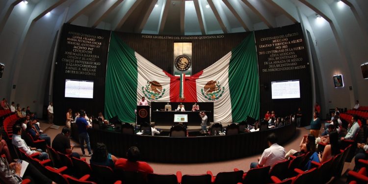 Congreso de Quintana Roo, caro e improductivo