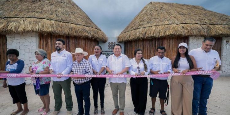 Entregan baños ecológicos para fortalecer turismo en San Felipe