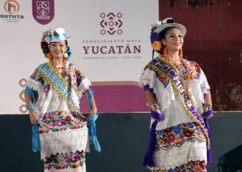 Díaz Mena celebra fortaleza de la identidad maya