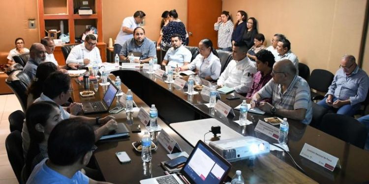 Refuerzan acciones interinstitucionales ante fenómeno de marea roja