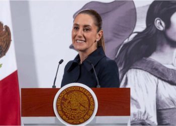 Sheinbaum aclara si invitará a López Obrador a su primer informe de gobierno