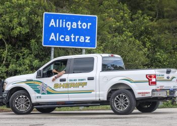Florida apelará orden federal para desmantelar centro migratorio “Alligator Alcatraz”
