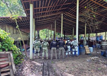 Asegura FGR cerca de 900 kilos de metanfetamina en operativo en Chiapas