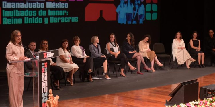 Veracruz inaugurará el Cervantino con monumental fandango