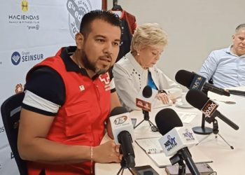12 de las 21 personas atendidas por incendio en Altabrisa fueron hospitalizadas: Cruz Roja