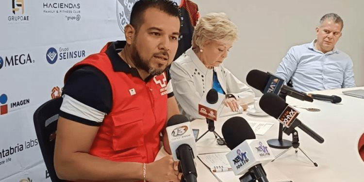 12 de las 21 personas atendidas por incendio en Altabrisa fueron hospitalizadas: Cruz Roja