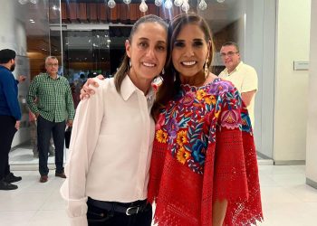 Llega la presidenta Claudia Sheinbaum a Chetumal para la primera Mañanera del pueblo en el estado.