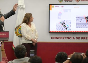 Con inversión de 2 mil 537 mdp, SIOP rehabilita más de 900 km de vías : Gobernadora