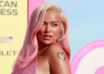 Karol G sorprende con anuncio de nueva gira mundial en 2025