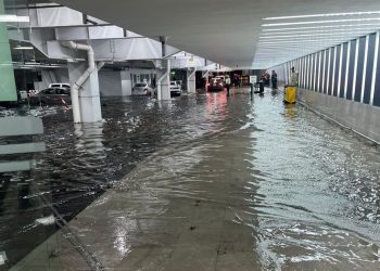 AICM cierra operaciones por lluvias por segunda ocasión en menos de un día