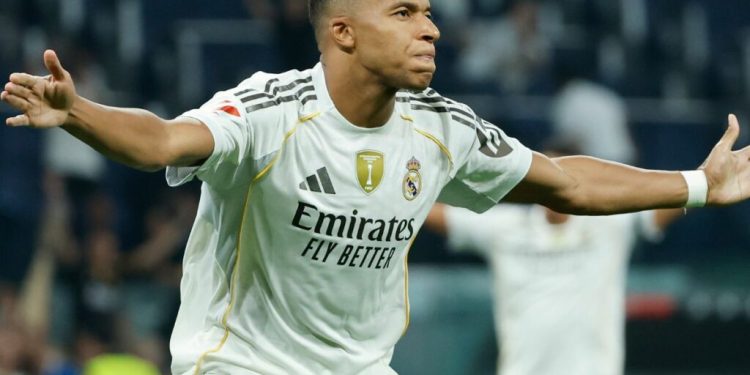 Real Madrid inicia la temporada 2025-2026 con victoria gracias a Mbappé