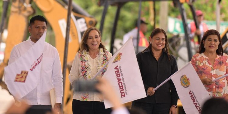 Rocío Nahle da banderazo a rehabilitación carretera esperada por más de 20 años en Atoyac
