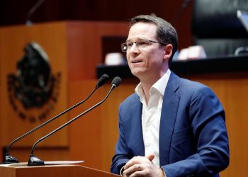 Ricardo Anaya critica a Morena y exige aclarar financiamiento de viajes de Andy López