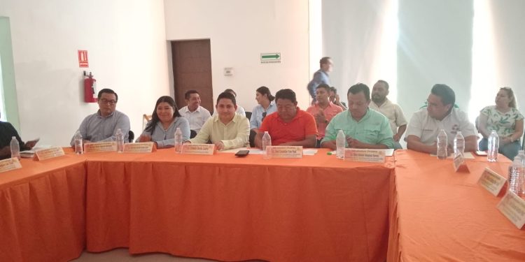 Transparencia y desarrollo, ejes de la Segunda Sesión Extraordinaria del COPLADEMUN en Hecelchakán