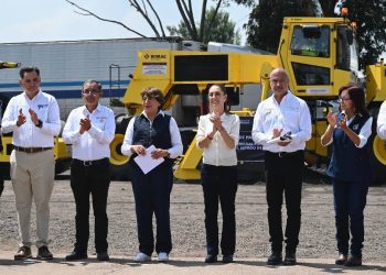 Sheinbaum anuncia plan nacional para rehabilitar todas las carreteras federales
