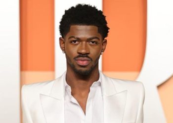 Acusan a Lil Nas X de cuatro delitos graves tras altercado en Los Ángeles