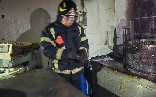 Incendio en Parque Delta: aceite quemado provocó la evacuación del centro comercial