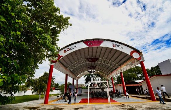 Entrega Mara Lezama nuevo domo en primaria “Guadalupe Victoria”, de la colonia Lagunitas en Chetumal