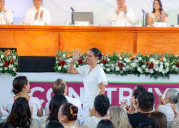 Ana Paty Peralta celebra el trabajo transformador de sus homólogas