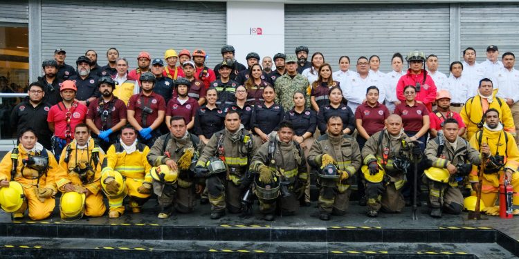 Encabeza Mara Lezama histórico simulacro de protección civil en el que participaron más de 130 mil personas en Quintana Roo