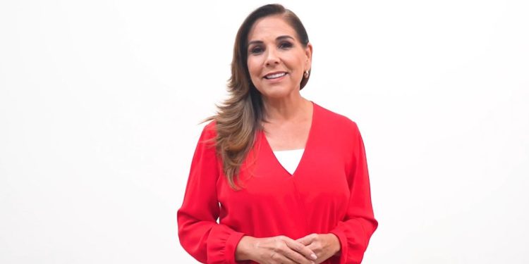 Mara Lezama convoca  a participar en campaña universitaria de donación de sangre en Cancún