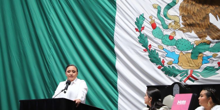 Entrega del Tercer Informe de Mara Lezama ante XVIII Legislatura reafirma el compromiso con un gobierno honesto, transparente y cercano a la gente