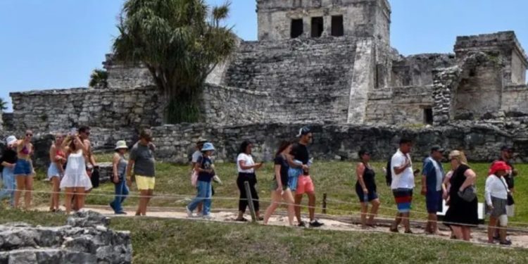 La zona costera y arqueológica de Tulum se mantiene en crisis, con efectos severos en restaurantes, comercios y locatarios