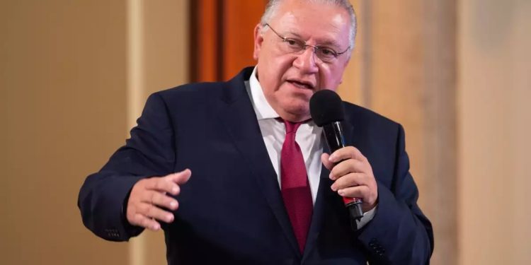 Rafael Marín va por la gubernatura de Quintana Roo en 2027, sus resultados le dan pase directo