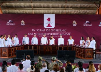 Mara Lezama reafirma apoyo al crecimiento de Bacalar en informe de José Alfredo Contreras Méndez