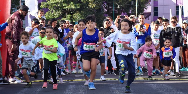 Participan más de 800 personas en la Primera Carrera Recreativa en los Territorios de Paz e Igualdad
