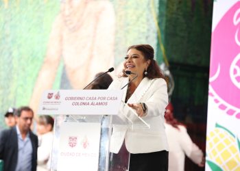 Clara Brugada adelanta en la colonia Álamos, las acciones de repavimentación y renovación del alumbrado público