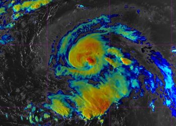 Huracán Gabrielle alcanza categoría 4 y se desplaza cerca de Bermudas