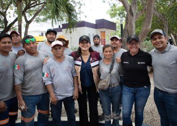 Gobierno de Estefanía Mercado desazolva más de 300 pozos de absorción en Playa del Carmen en el último mes