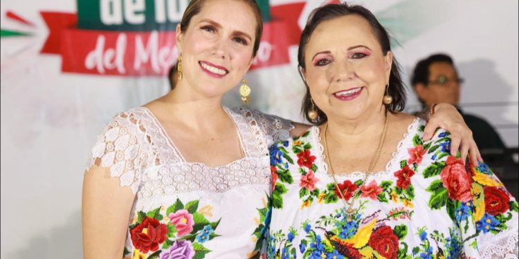 Inicia el proceso de atole con el dedo al ciudadano en Isla Mujeres, informe de gobierno de Atenea Gomez Ricalde