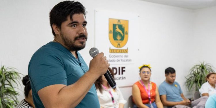 DIF Yucatán fortalece la prevención del suicidio con capacitación a servidores públicos