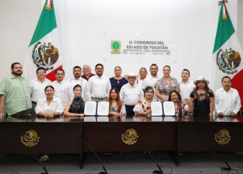 Entregan ante el Congreso del Estado iniciativa para reformar Ley del Isstey