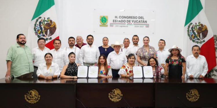 Entregan ante el Congreso del Estado iniciativa para reformar Ley del Isstey