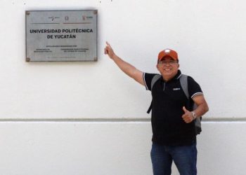 A sus 54 años, yucateco rompe barreras y estudia en Canadá