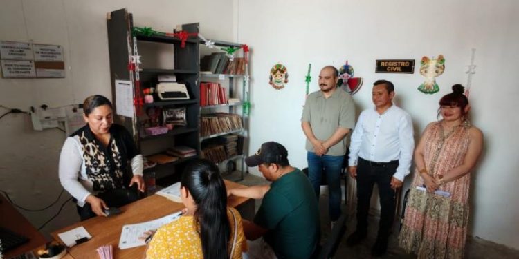 Gobierno del Estado acerca trámites del Registro Civil a Baca