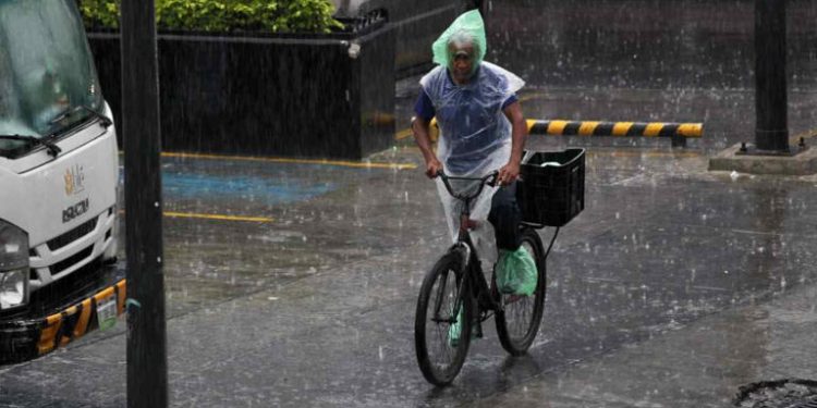 CDMX enfrenta lluvias fuertes y posible granizo este lunes por la tarde y noche