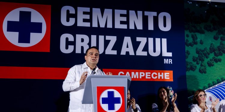 Inició el despegue industrial de la entidad;Cruz Azul arrancó oficialmente la construcción de su quinta planta en Seybaplaya